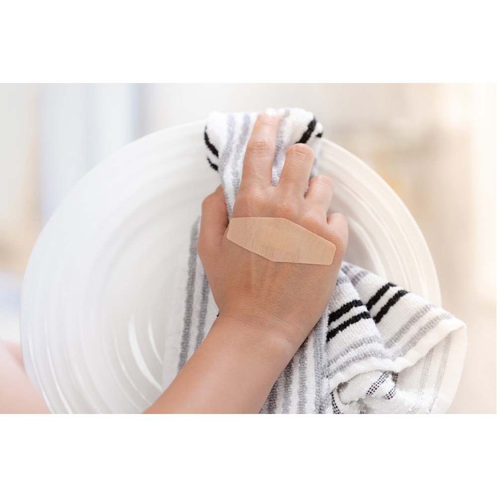 Rückseite der Nexcare Duo-Pflasterpackung. Produktinformationen, Größenangaben und Logos sind sichtbar.