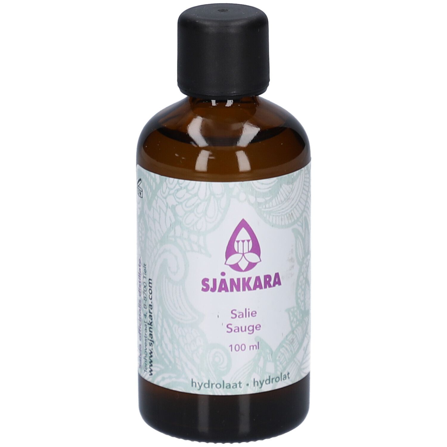 Braune Glasflasche mit schwarzem Deckel. Etikett mit Produktnamen Sjankara, Salie Sauge, 100 ml und Logo.