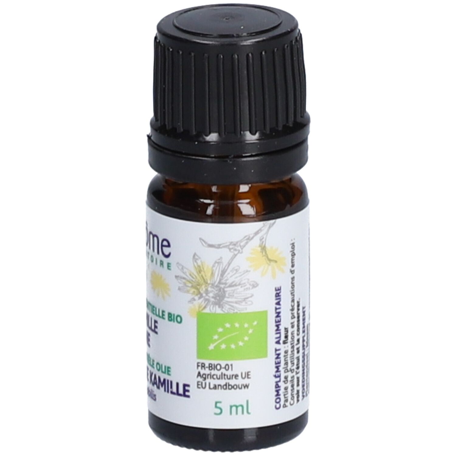 Flacon en verre brun avec bouchon noir. Étiquette avec texte: Ladrôme, Huile Essentielle Bio Camomille Romaine, 5 ml.