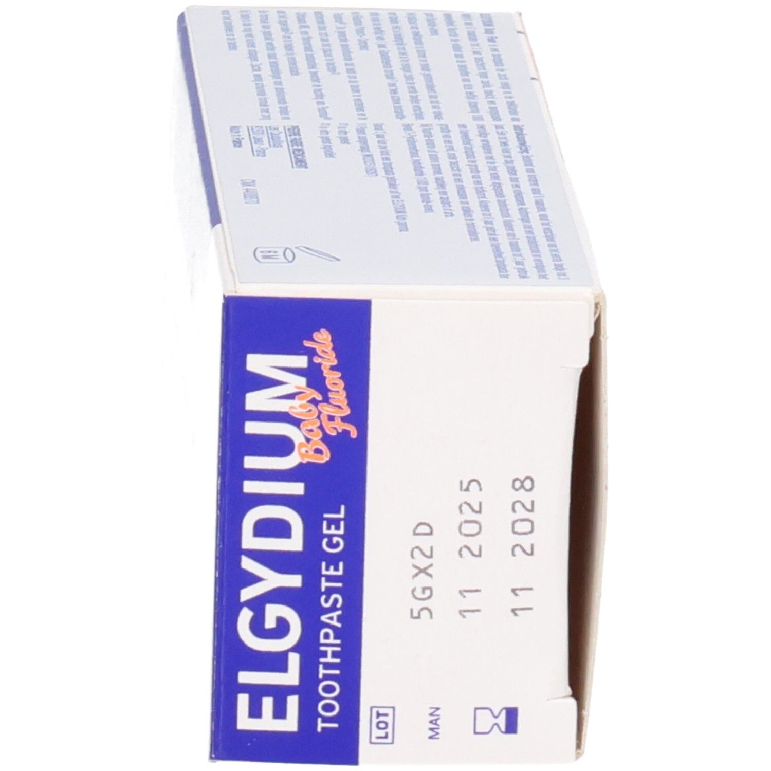Boîte d'emballage Elgydium Baby Fluor gel dentifrice avec numéro de lot et date de péremption.