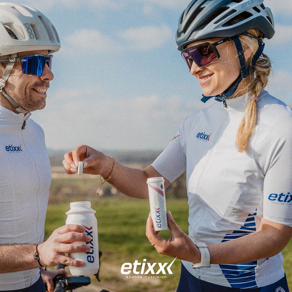 etixx ISOTONIC DRINK TABS Cassis