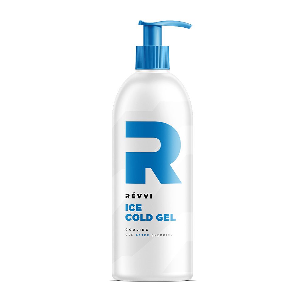 Flacon blanc avec logo "R" bleu et texte: RÉVVI ICE COLD GEL. Avec pompe bleue. Rafraîchissant, après l'exercice.