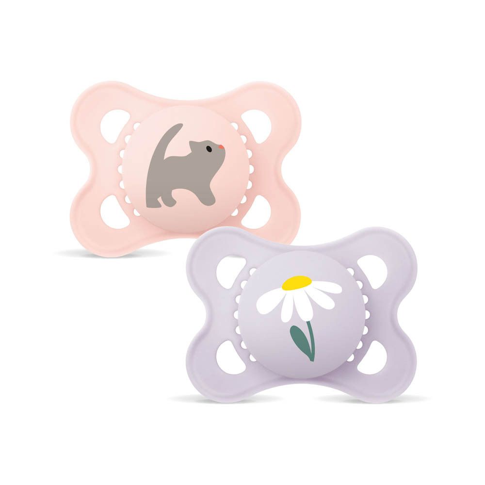 Deux sucettes MAM Original Pure en silicone (0-6 mois) avec motifs renard et hibou, emballées.