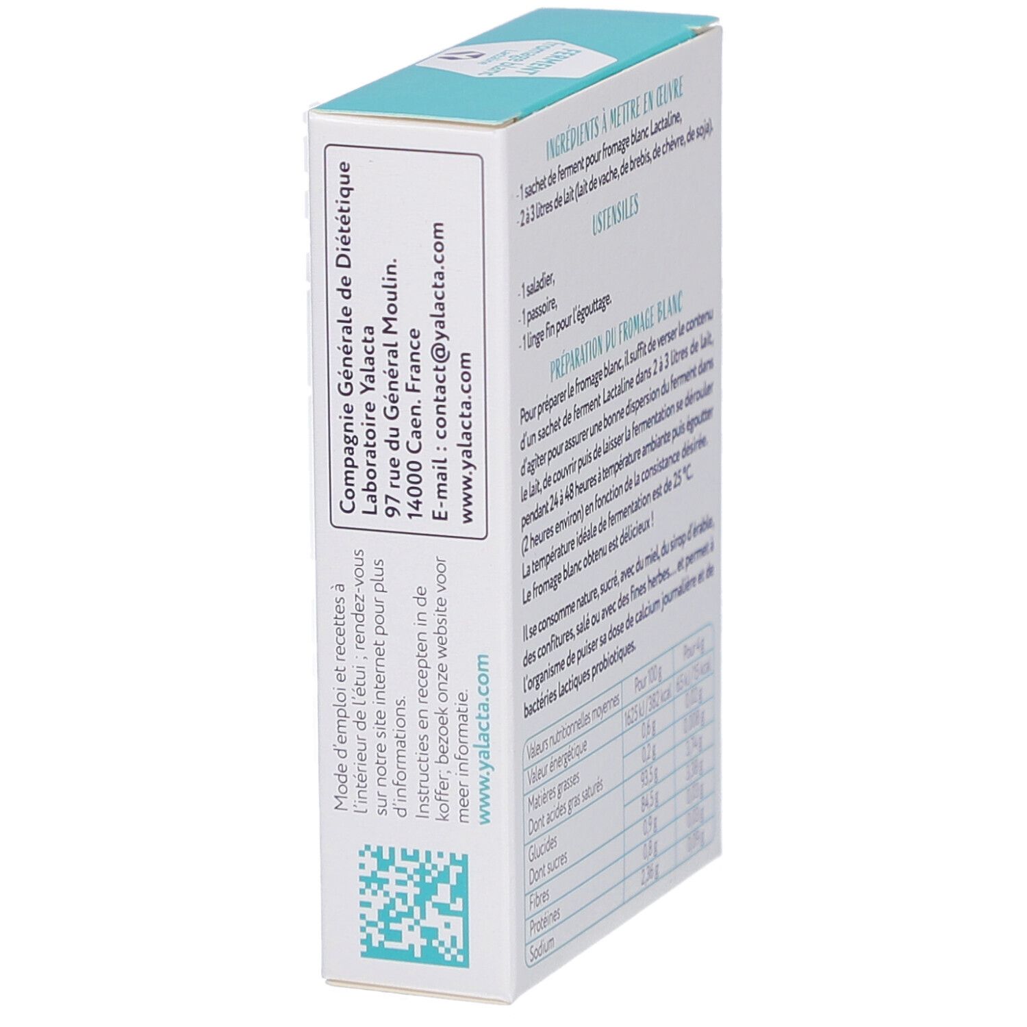 Seitenansicht der Verpackung. Kontaktinformationen und QR-Code. Text über die Zubereitung von Quark.