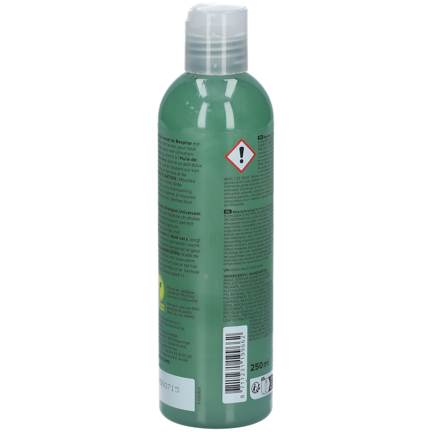 Rückseite einer grünen Shampoo-Flasche. Textinformationen und Logos. 250 ml Volumenangabe.