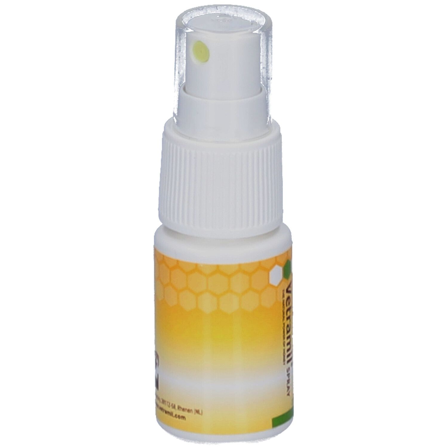Weiße Sprühflasche mit gelbem Etikett und Honigwabenmuster. Transparente Kappe. Aufschrift: Vetramil Spray.