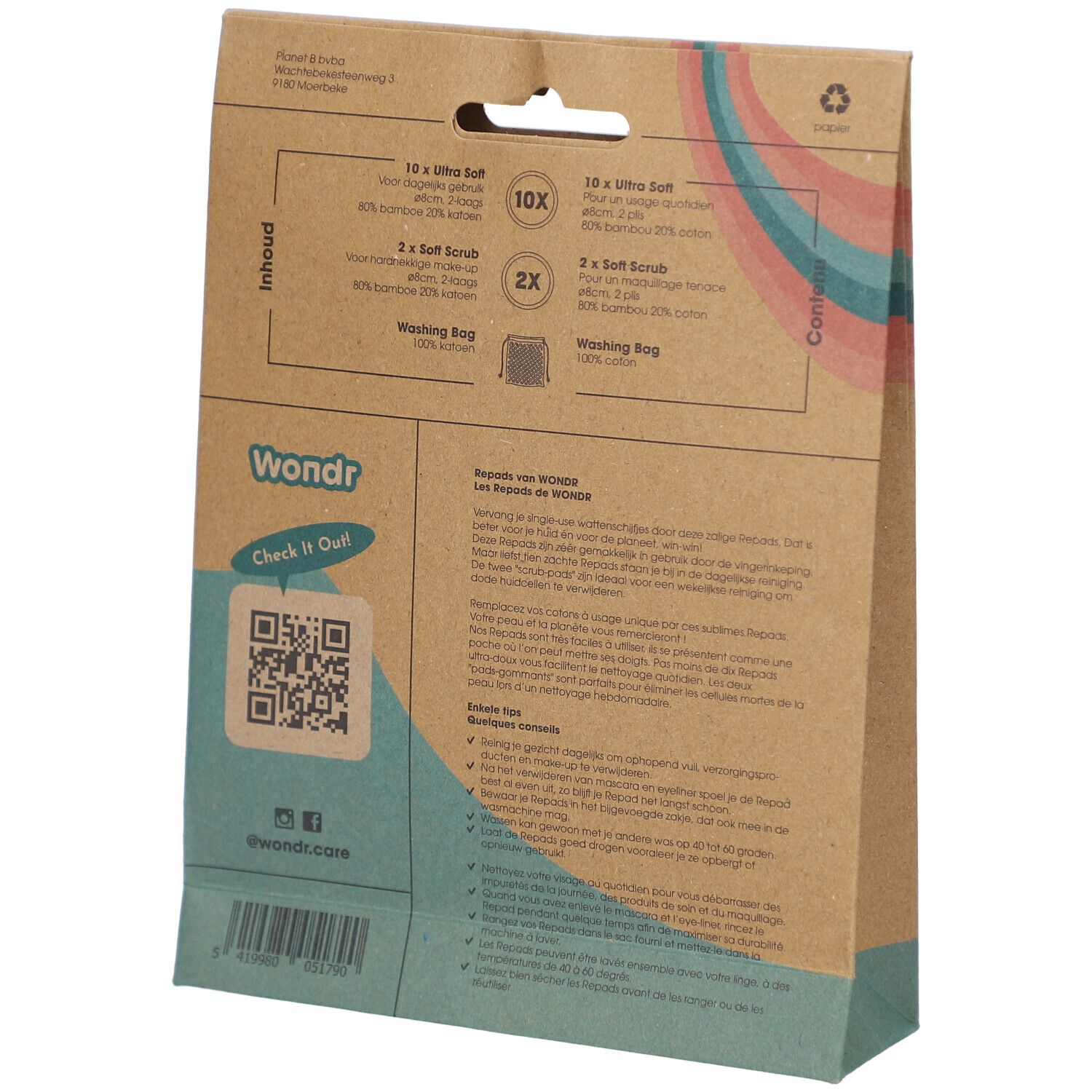 Rückseite der Verpackung mit Informationen zu den Abschminkpads. Enthält 10 ultraweiche und 2 Soft Scrub Pads.