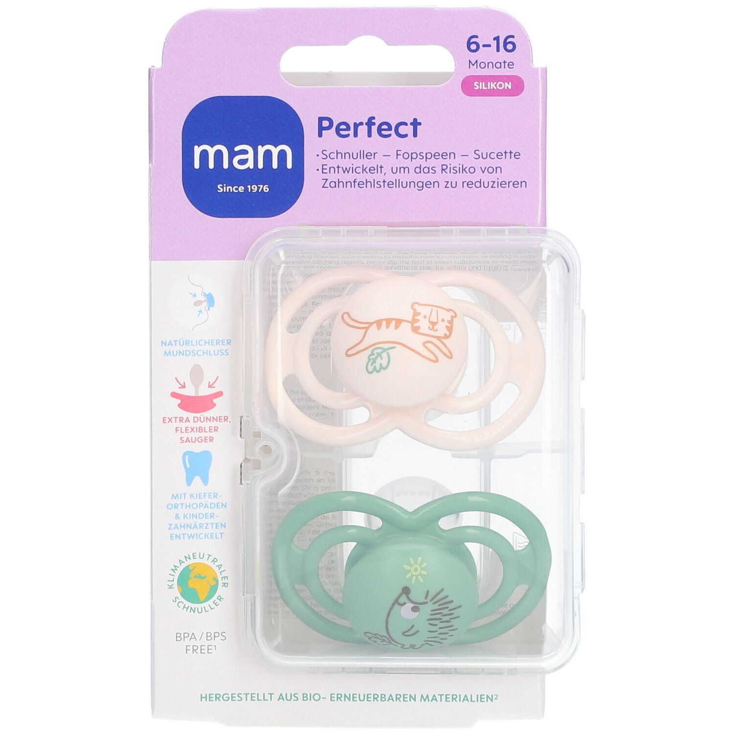 Zwei Schnuller in Verpackung. Rosa und grüner Schnuller mit Tierdesigns. Verpackung mit Produktnamen und Altersangabe.