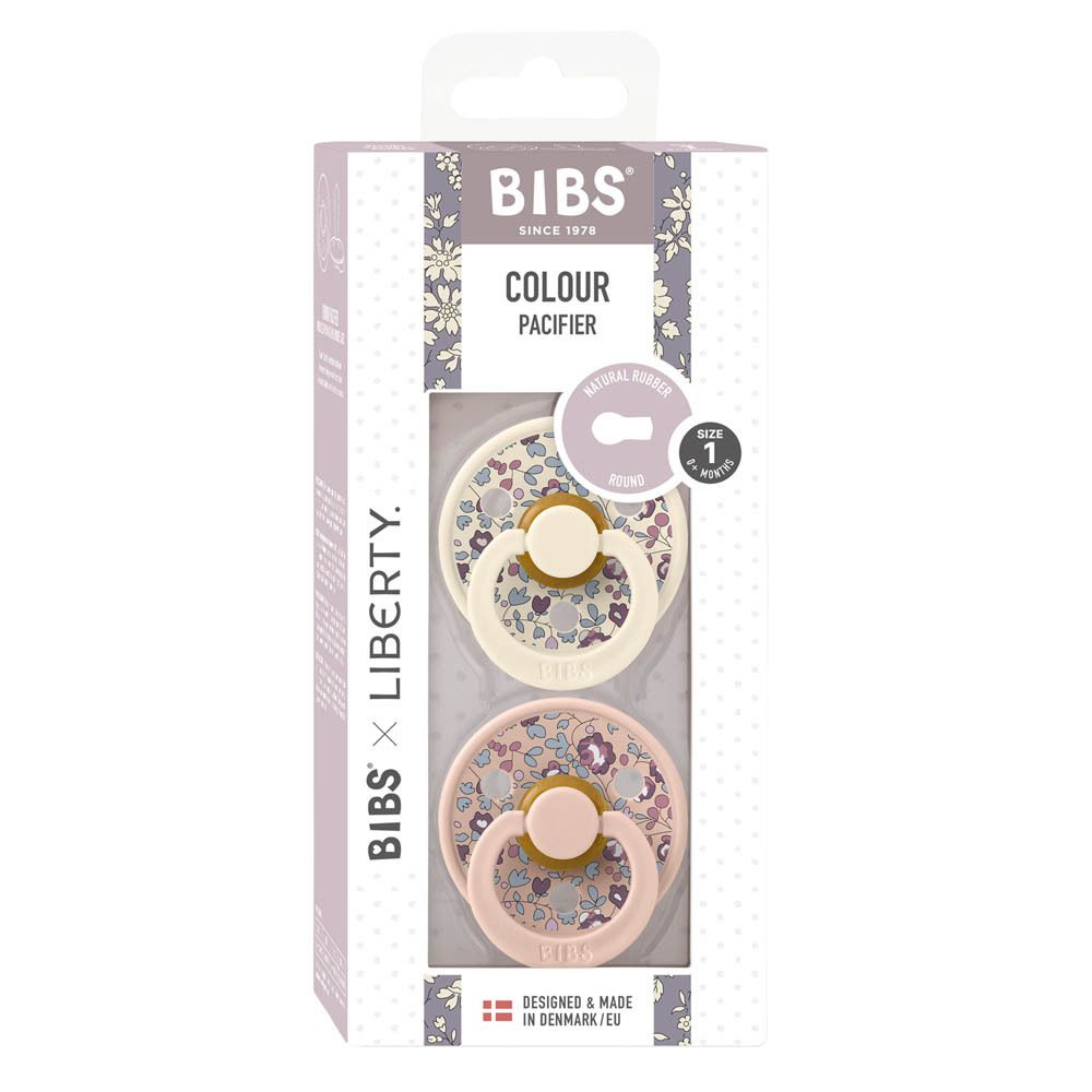 BIBS Liberty Eloise Blush Duo. Verpackung mit zwei Schnullern. Sichtfenster zeigt zwei Schnuller mit floralem Muster.