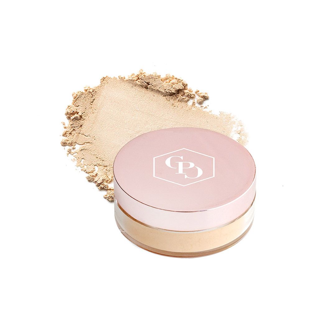 Cent Pur Cent Loose Mineral Foundation Medium 1.0. Pot de poudre et poudre sur fond.