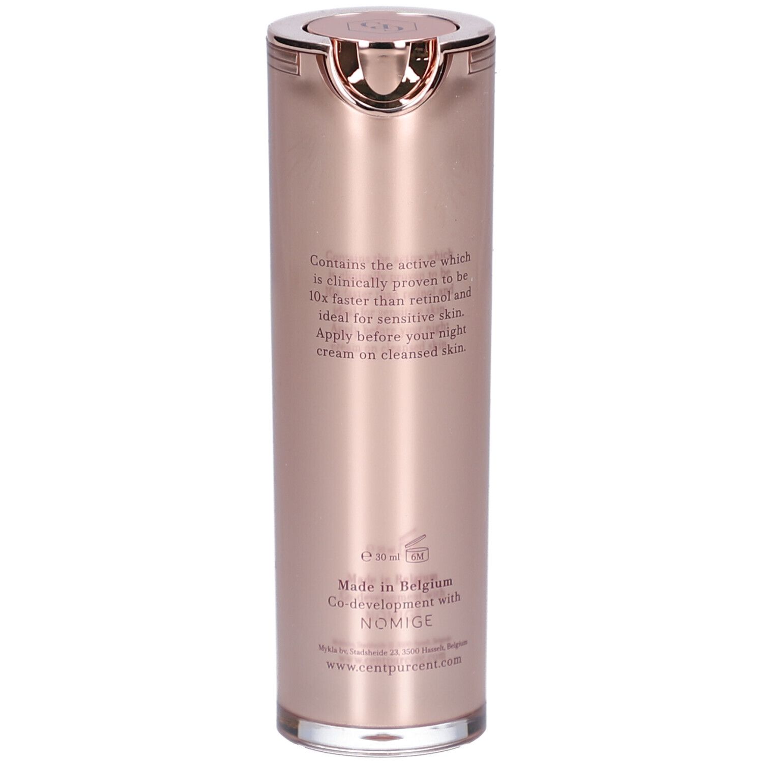 Roségoldene Flasche mit Text. Silberner Deckel. Text: Enthält den Wirkstoff, der 10x schneller wirkt als Retinol.