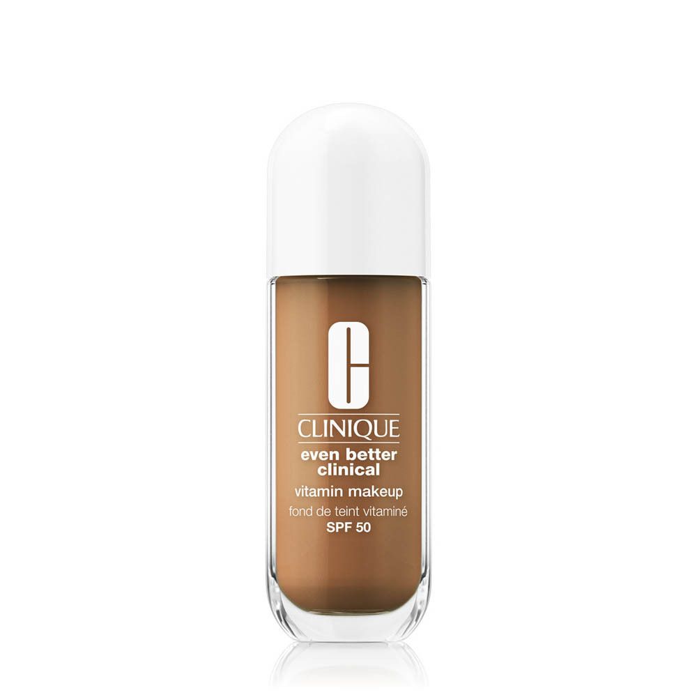 Flacon Clinique Even Better Clinical Vitamin Makeup SPF 50. Face avec texte. Bouchon blanc. Liquide brun.