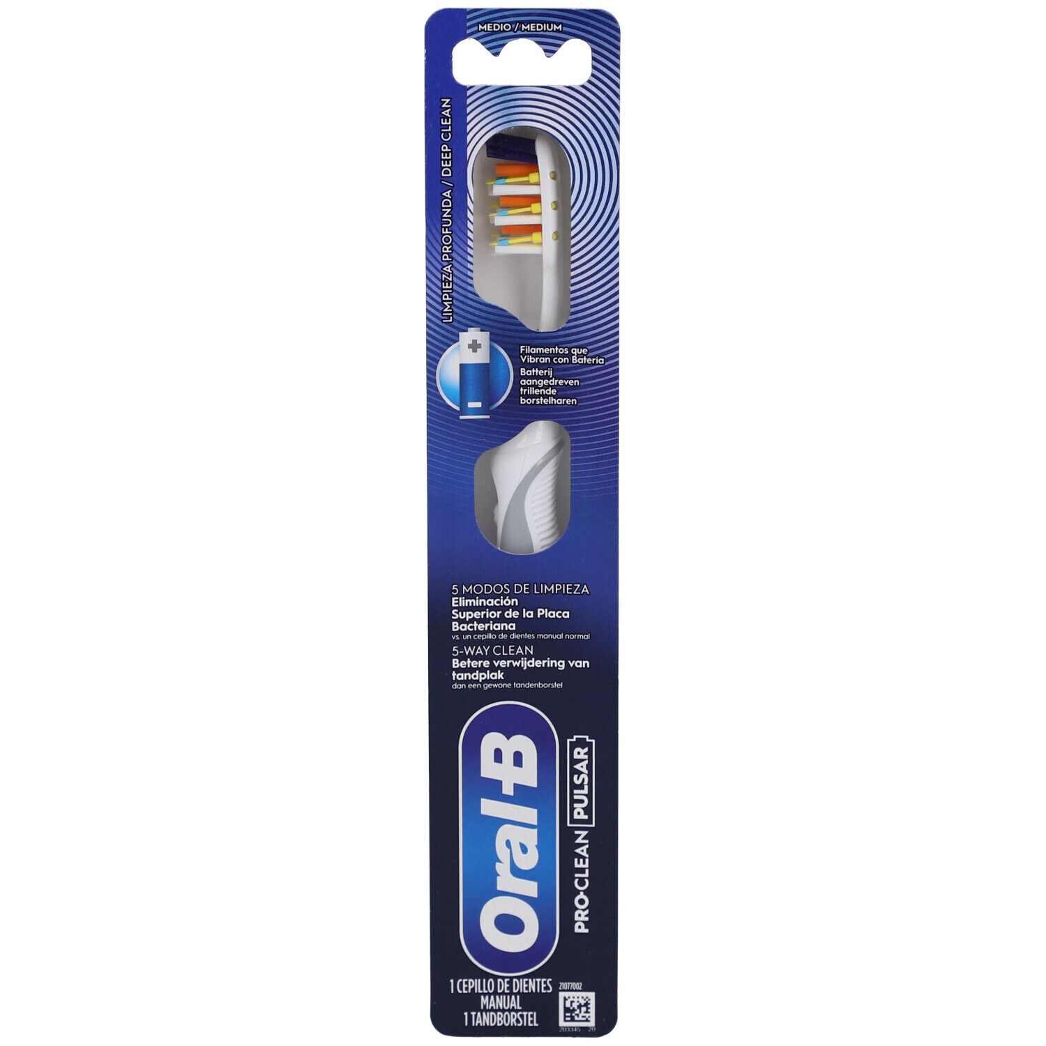 Zahnbürste in Blisterverpackung. Weißer Griff, orangefarbene Borsten. Text: Oral-B Pro-Clean Pulsar.