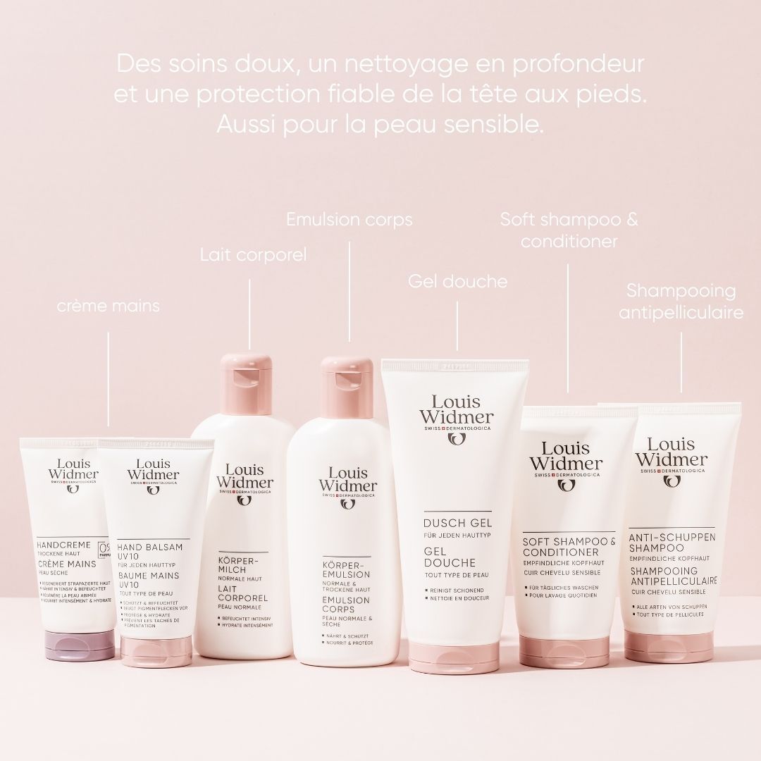 Gamme de produits Louis Widmer. Gel douche, crème mains, lait corporel, shampooing. Fond rose.