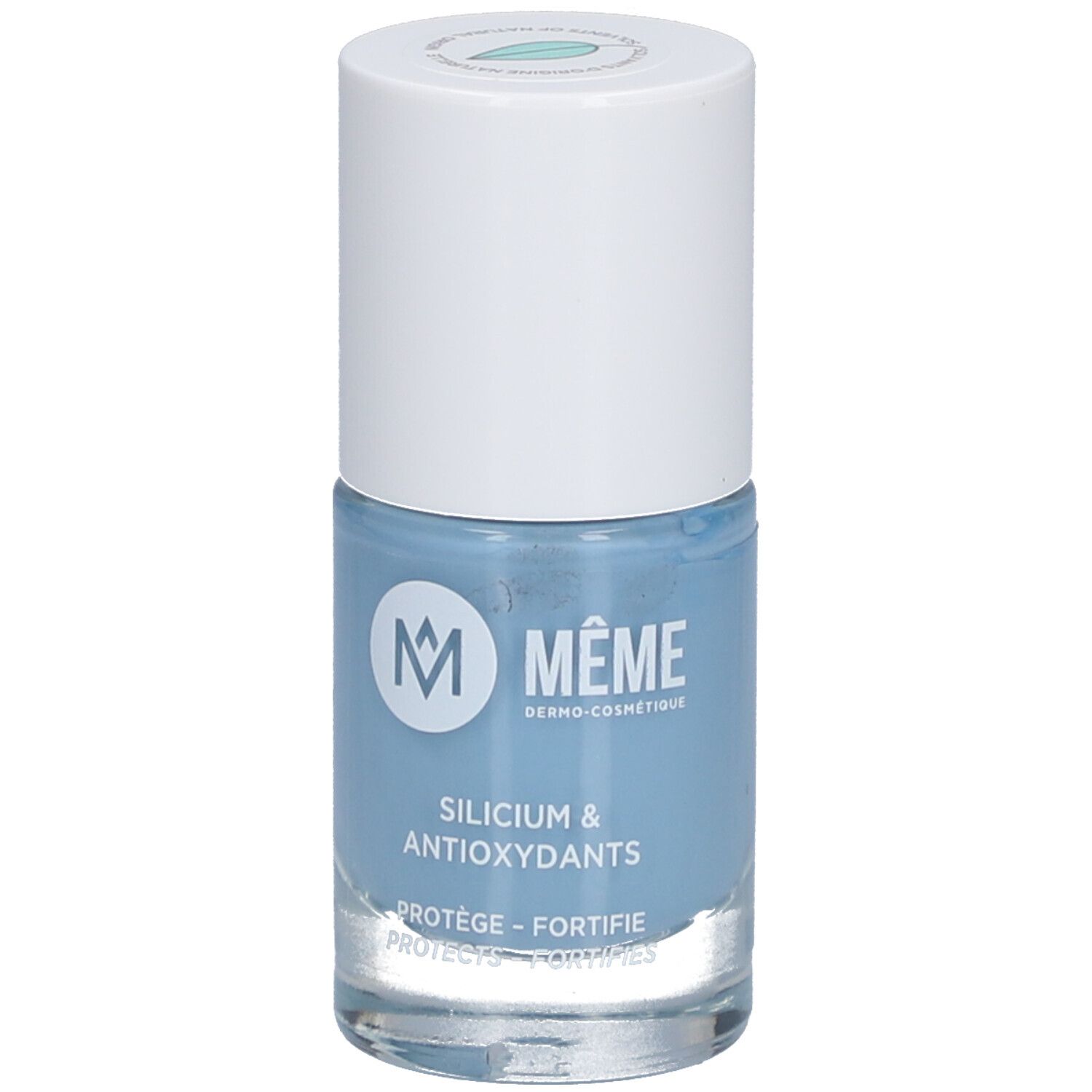 Hellblaues Nagellackfläschchen von MÊME. Aufschrift: Silicium & Antioxydants. Schützt und stärkt.