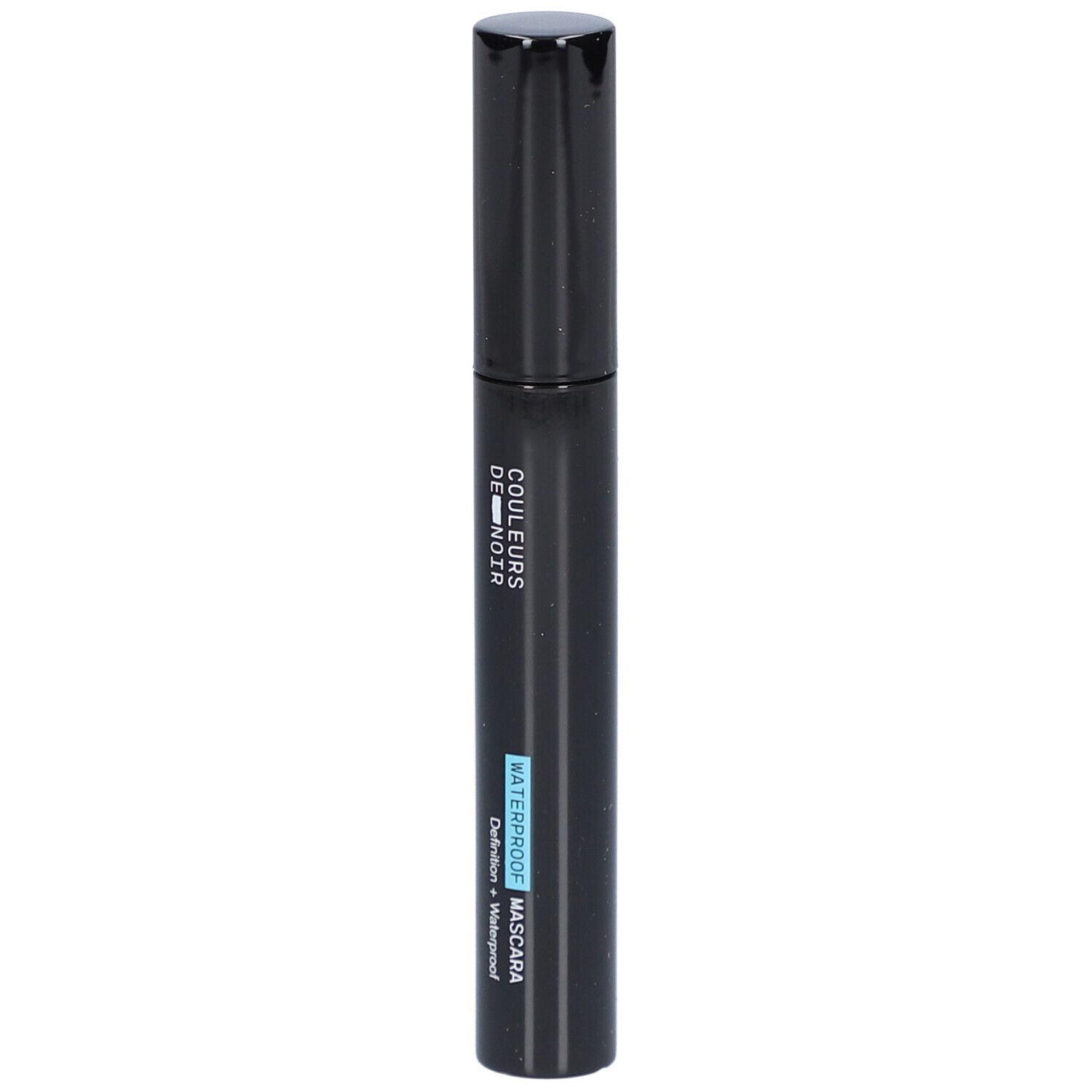 Schwarze Mascara-Tube mit schwarzem Deckel. Text: COULEURS DE NOIR, WATERPROOF MASCARA, 01 Noir.