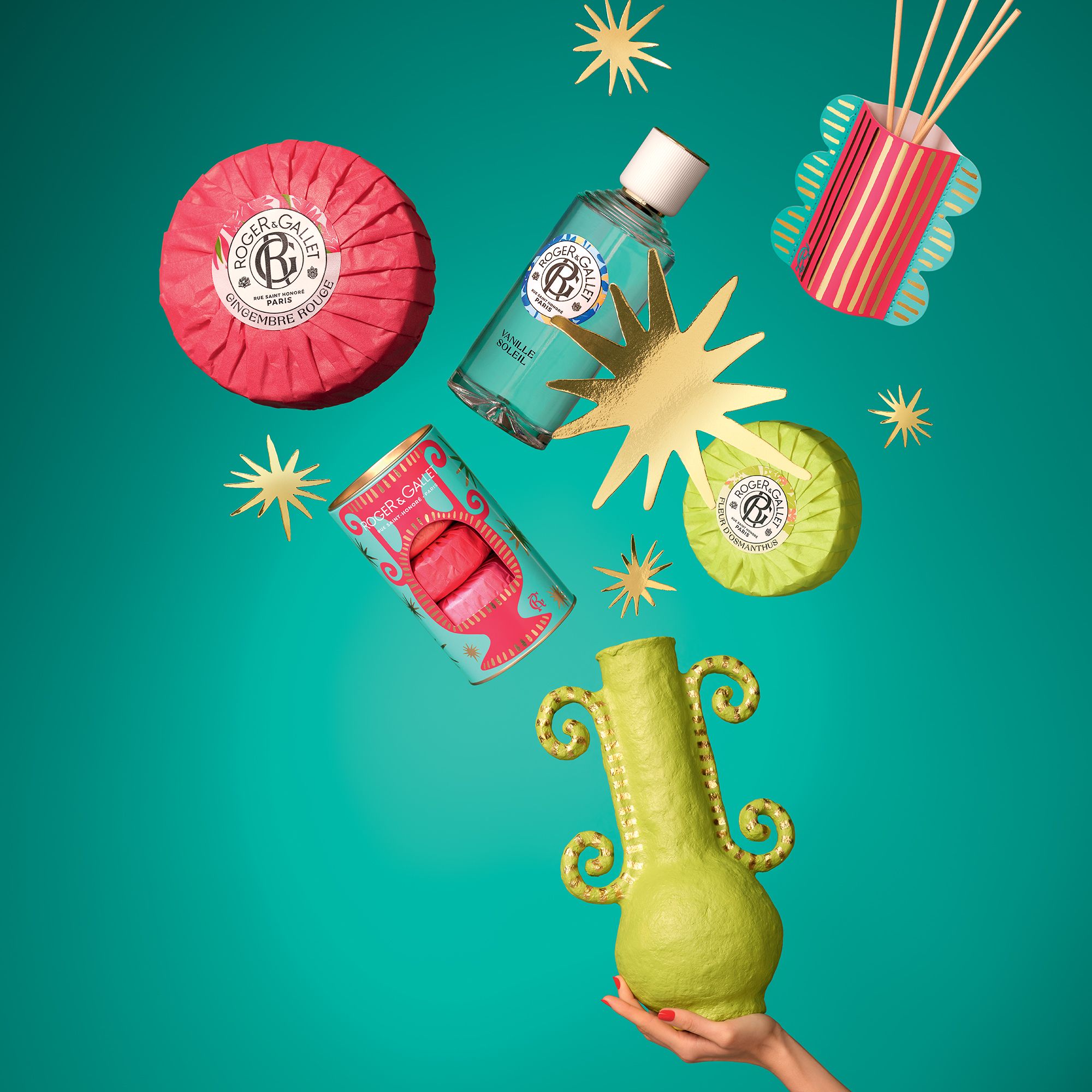 Représentation artistique avec des produits. Divers produits flottant dans l'espace.