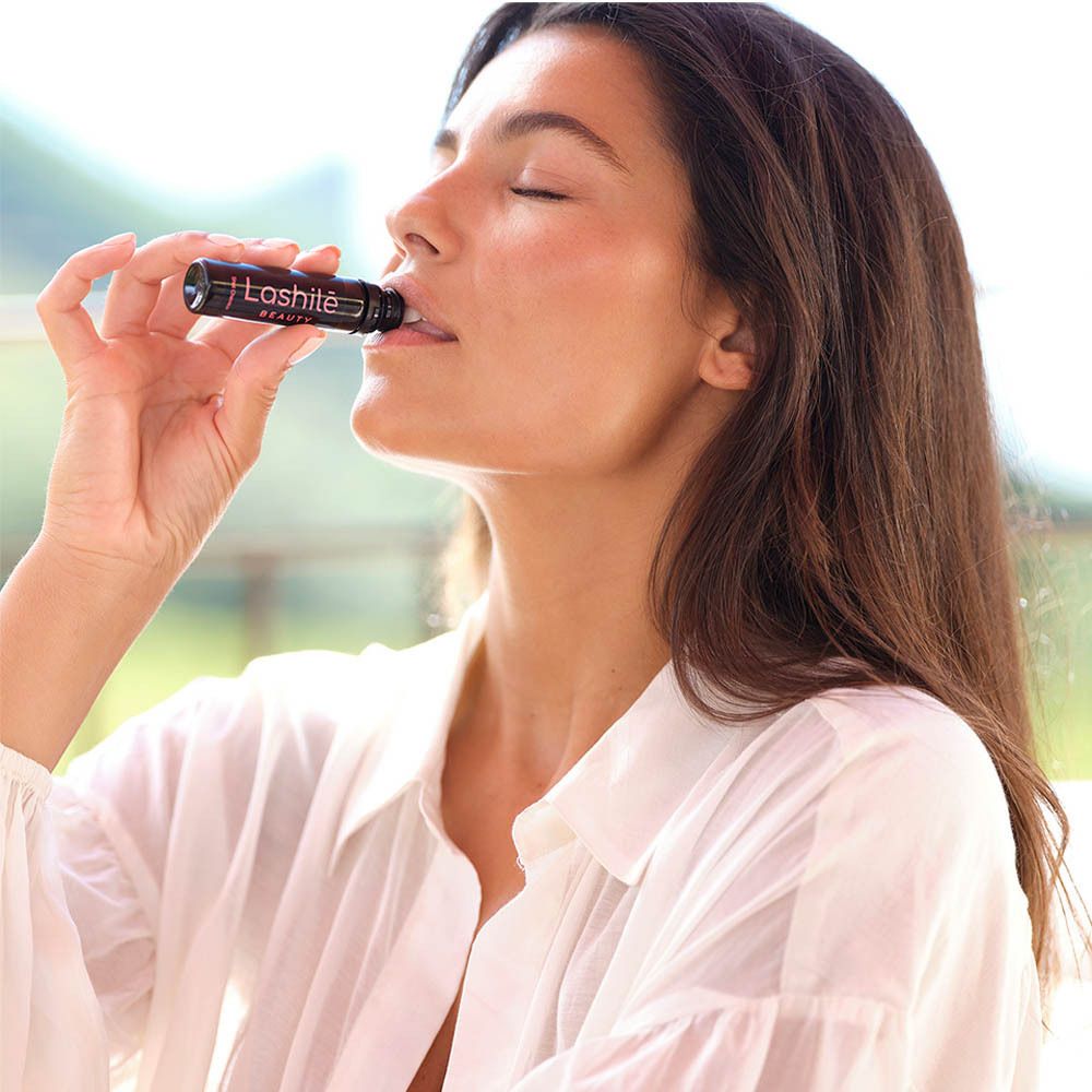 Produit avec ingrédients. Contient cheveux de Vénus, sélénium et prêle.