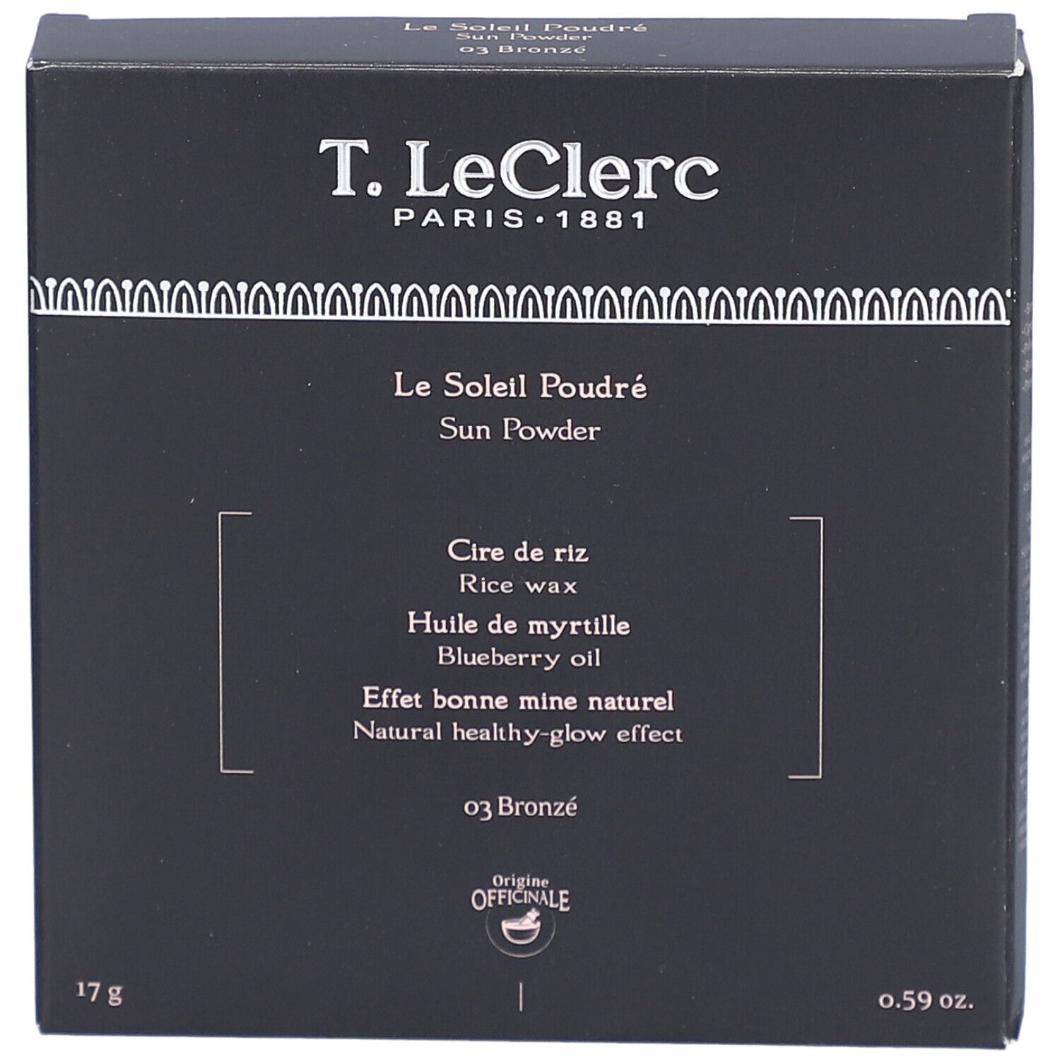 Dunkelbraune Kartonverpackung. Aufschrift: T. LeClerc, Le Soleil Poudré, Sun Powder, 03 Bronzé. Enthält 17g.
