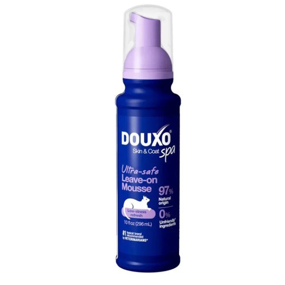 Flacon de mousse ultra-sûre sans rinçage Douxo Spa avec pompe.