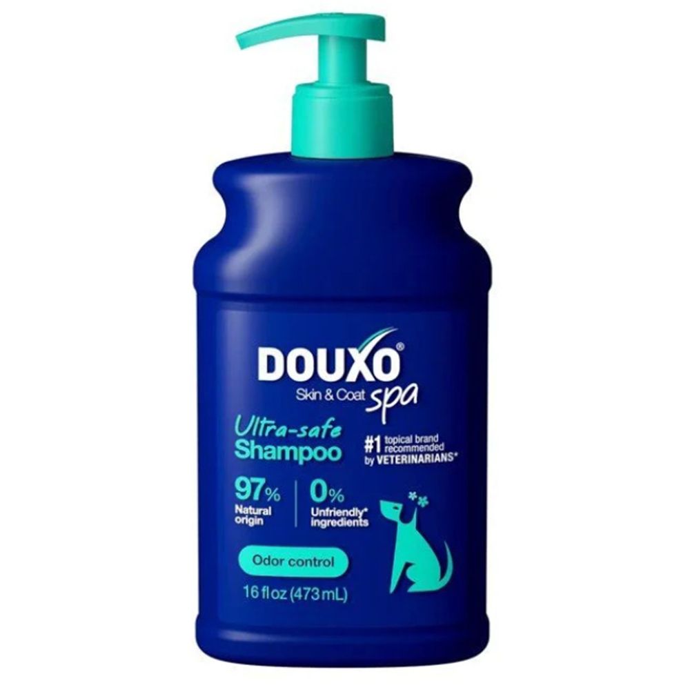 Douxo Spa Ultra-Safe Shampoo Flasche mit Pumpspender.