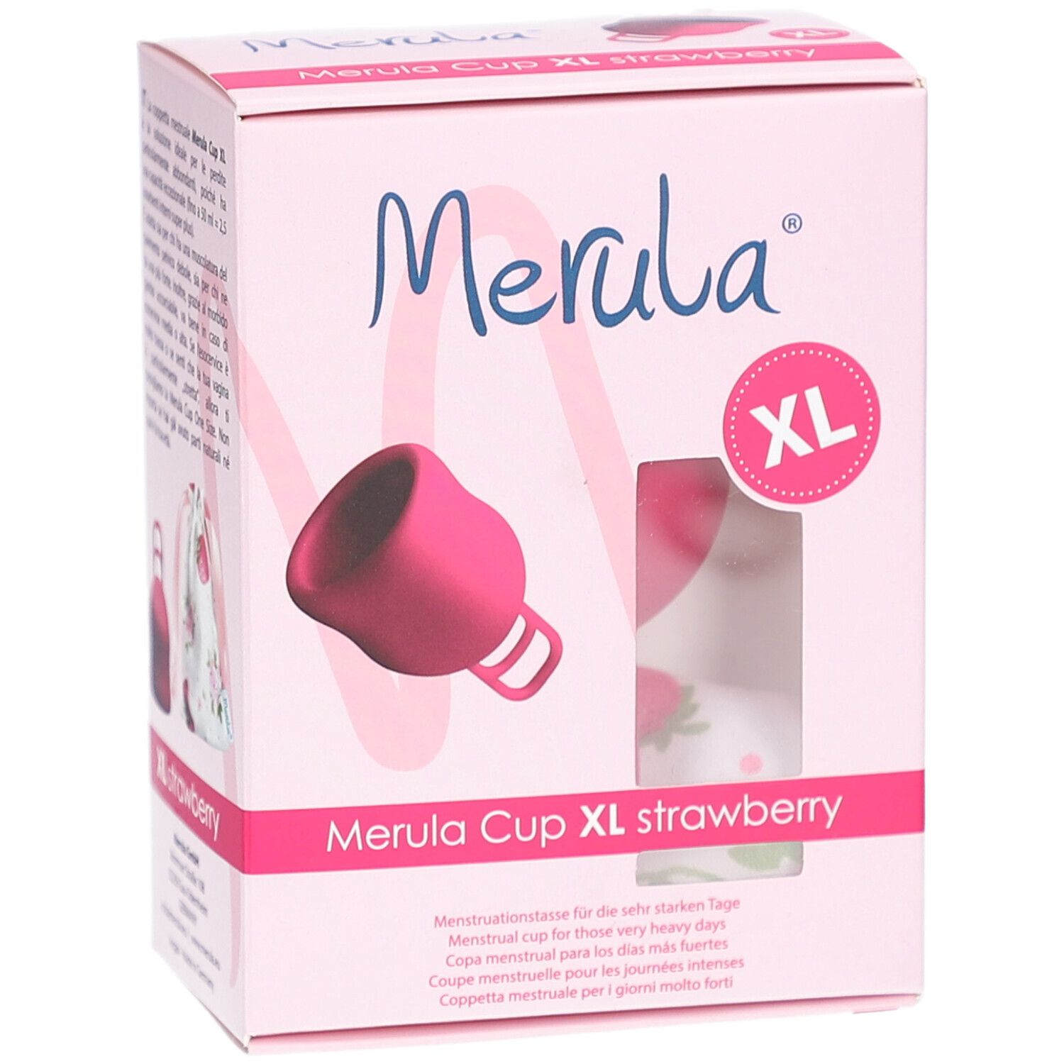 Rosa Merula Cup XL in Verpackung. Aufdruck: Merula, XL, Erdbeere. Menstruationstasse. Sichtfenster mit Tasse.