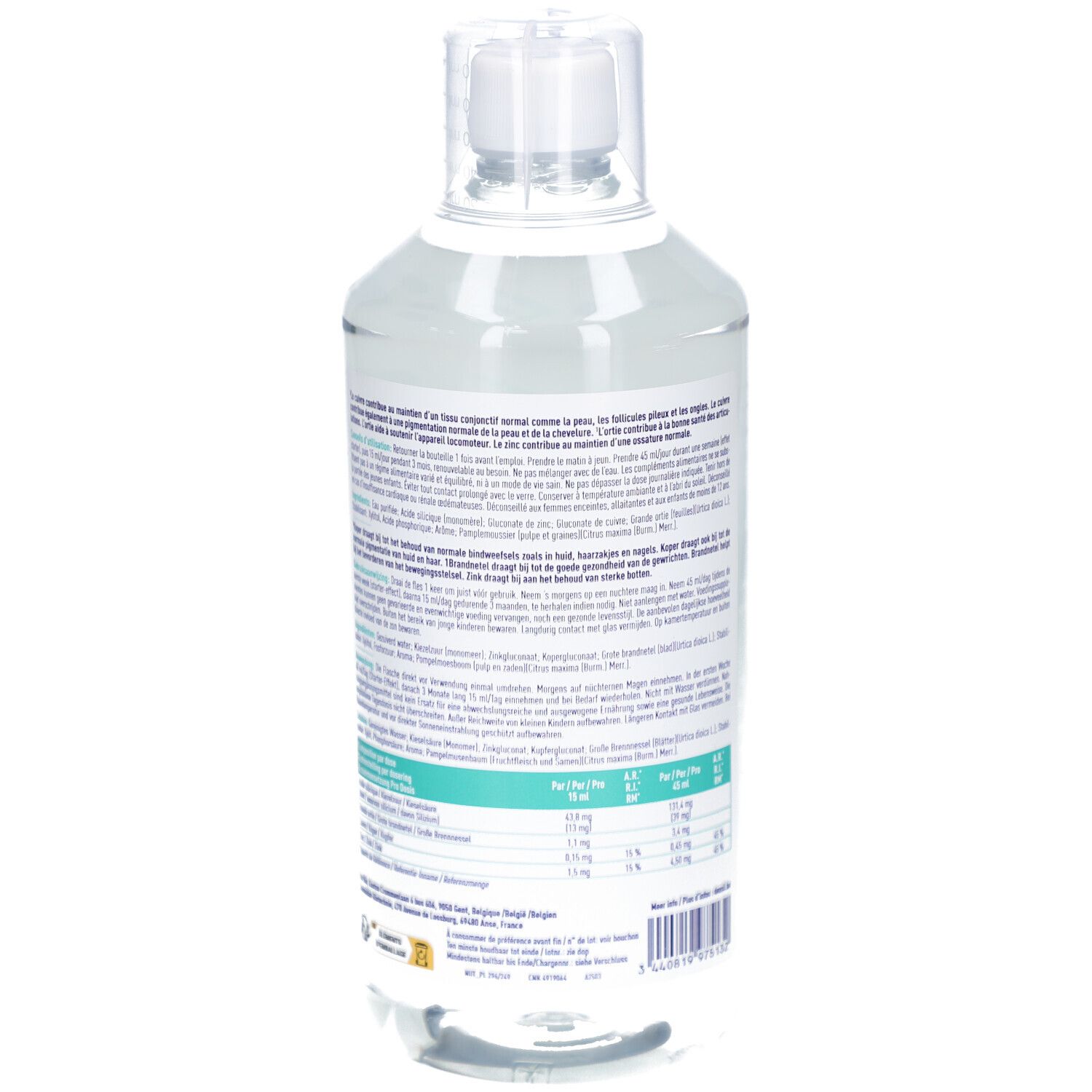 Rückseite der Flasche. Text und Informationen. Grüne und weiße Beschriftung. Nährwerttabelle.