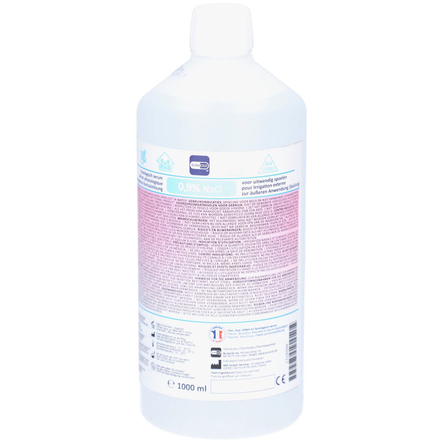 Flasche mit Flüssigkeit. Aufschrift: 0,9% NaCl. Etikett mit Informationen. Weißer Schraubverschluss. Durchsichtiges Behältnis.