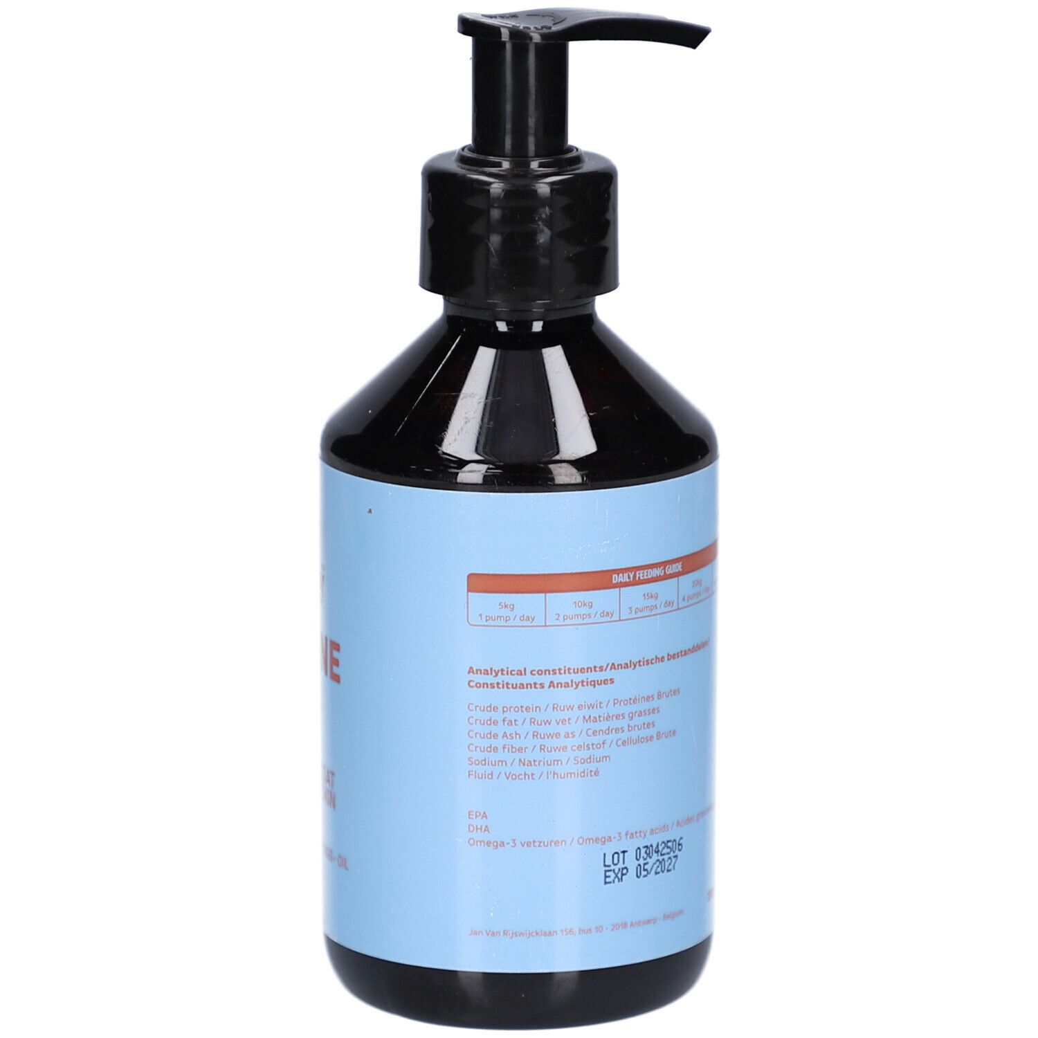 Rückseite der Flasche. Hellblaues Etikett mit Nährwertangaben. Enthält Informationen zu Inhaltsstoffen. 250ml. Haltbarkeitsdatum.