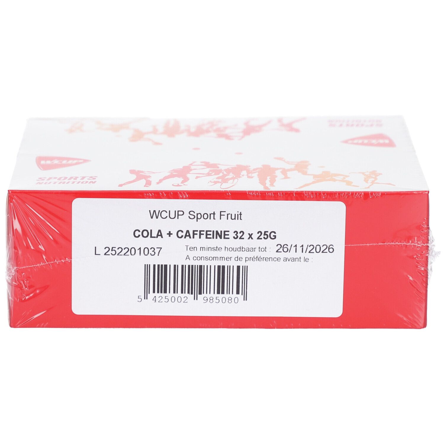 Emballage WCUP Sport Fruit Cola + Caffeine. Emballage rouge et blanc avec informations produit et date de péremption.