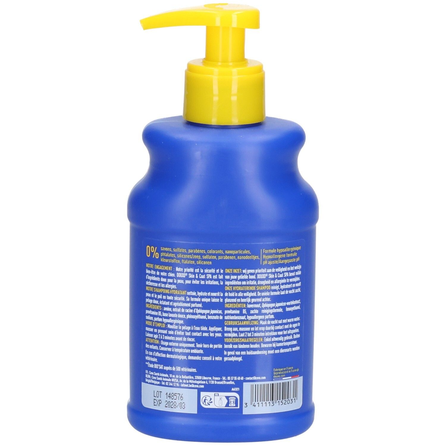 Rückseite der blauen Flasche mit gelbem Pumpkopf. Text und Logos. DOUXO Skin & Coat spa Shampoo.