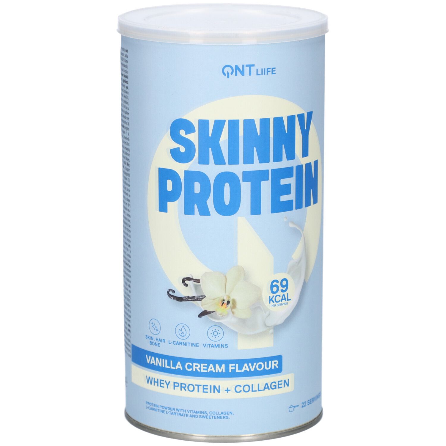 Zylindrische Dose mit QNT Liife Skinny Protein. Aufschrift: Skinny Protein, Vanille-Sahne-Geschmack, Molkenprotein + Kollagen. Abbildung: Vanilleblüte.