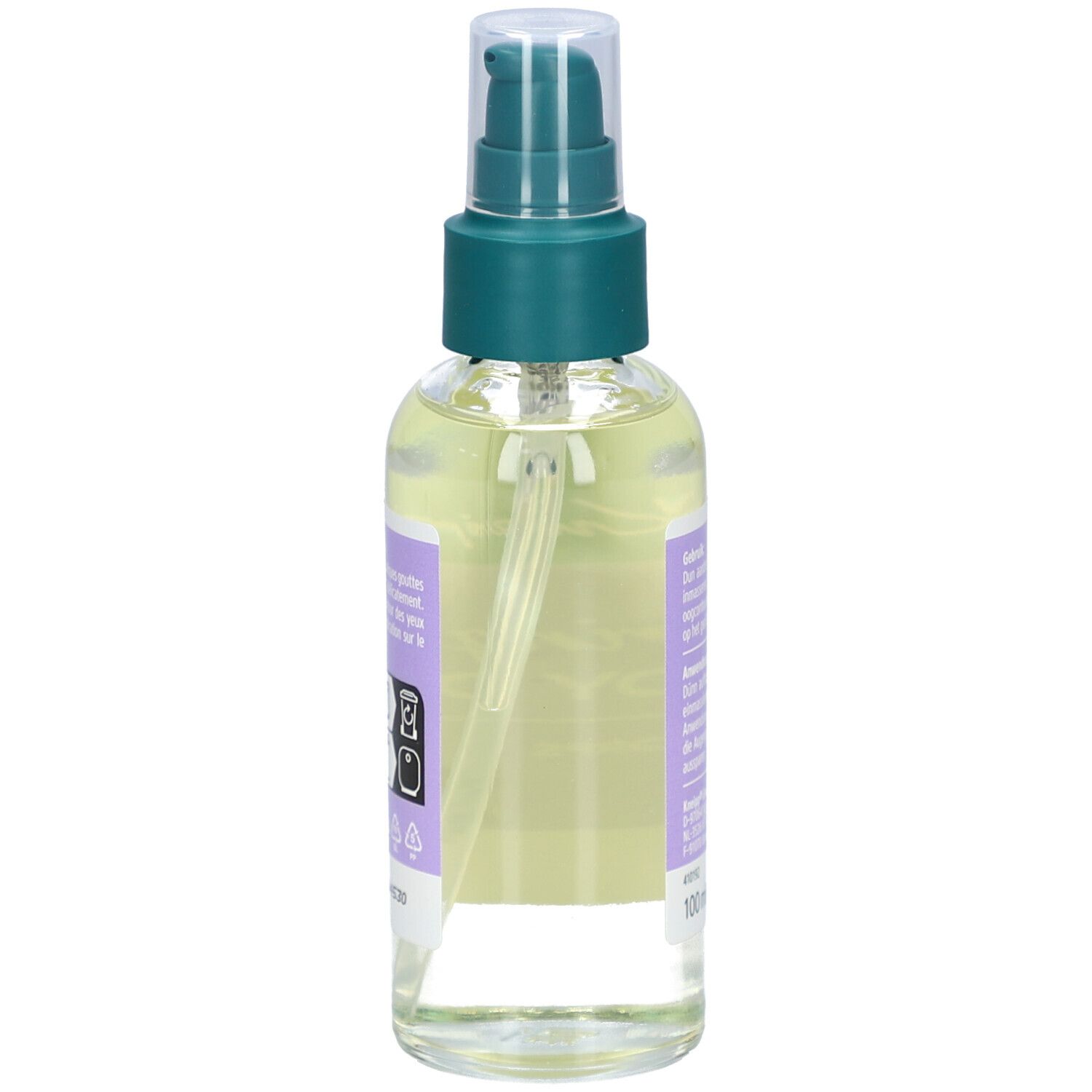 Seitenansicht der Kneipp Caring Body Oil Flasche. Text und QR-Code auf dem Etikett. Transparenter Inhalt.