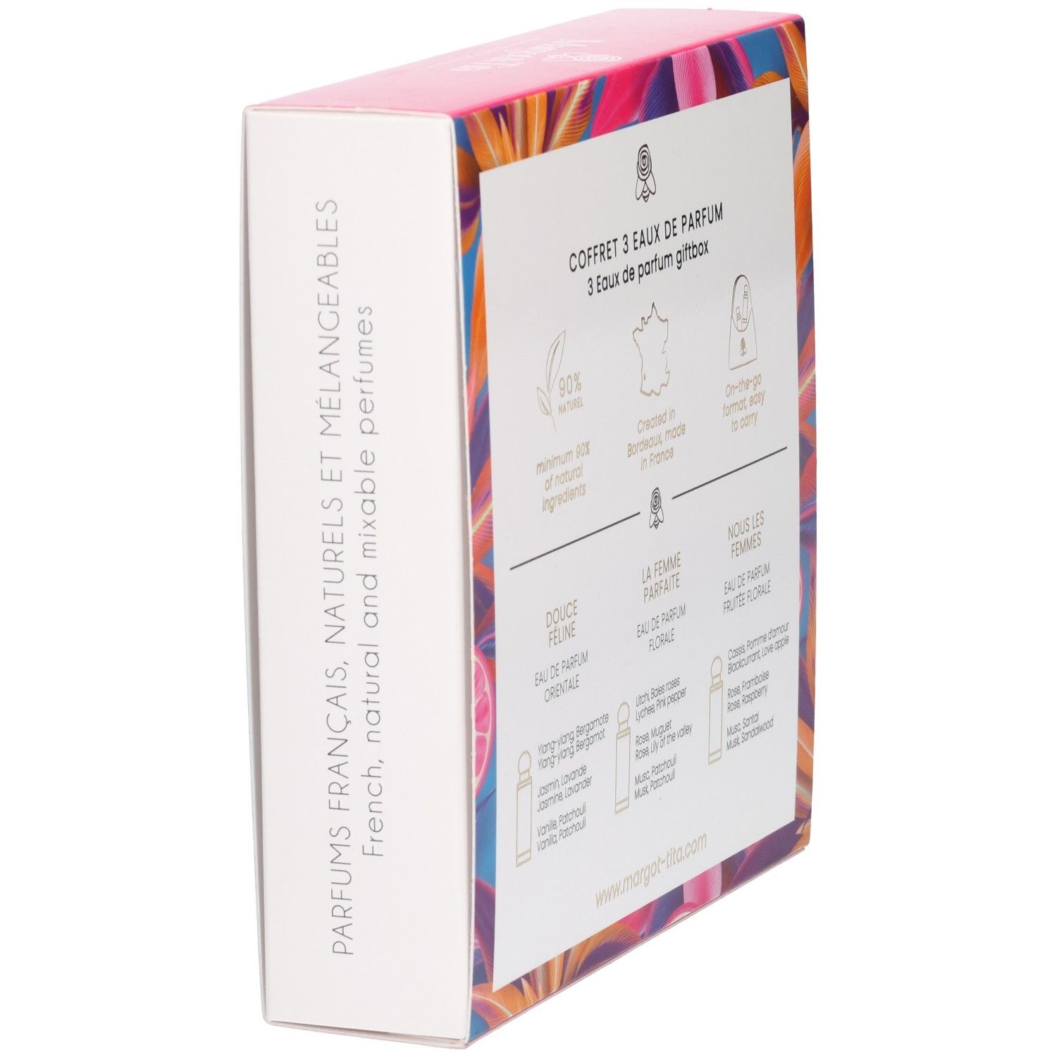 Coffret cadeau Margot & Tita avec trois flacons de parfum, vue arrière et latérale.
