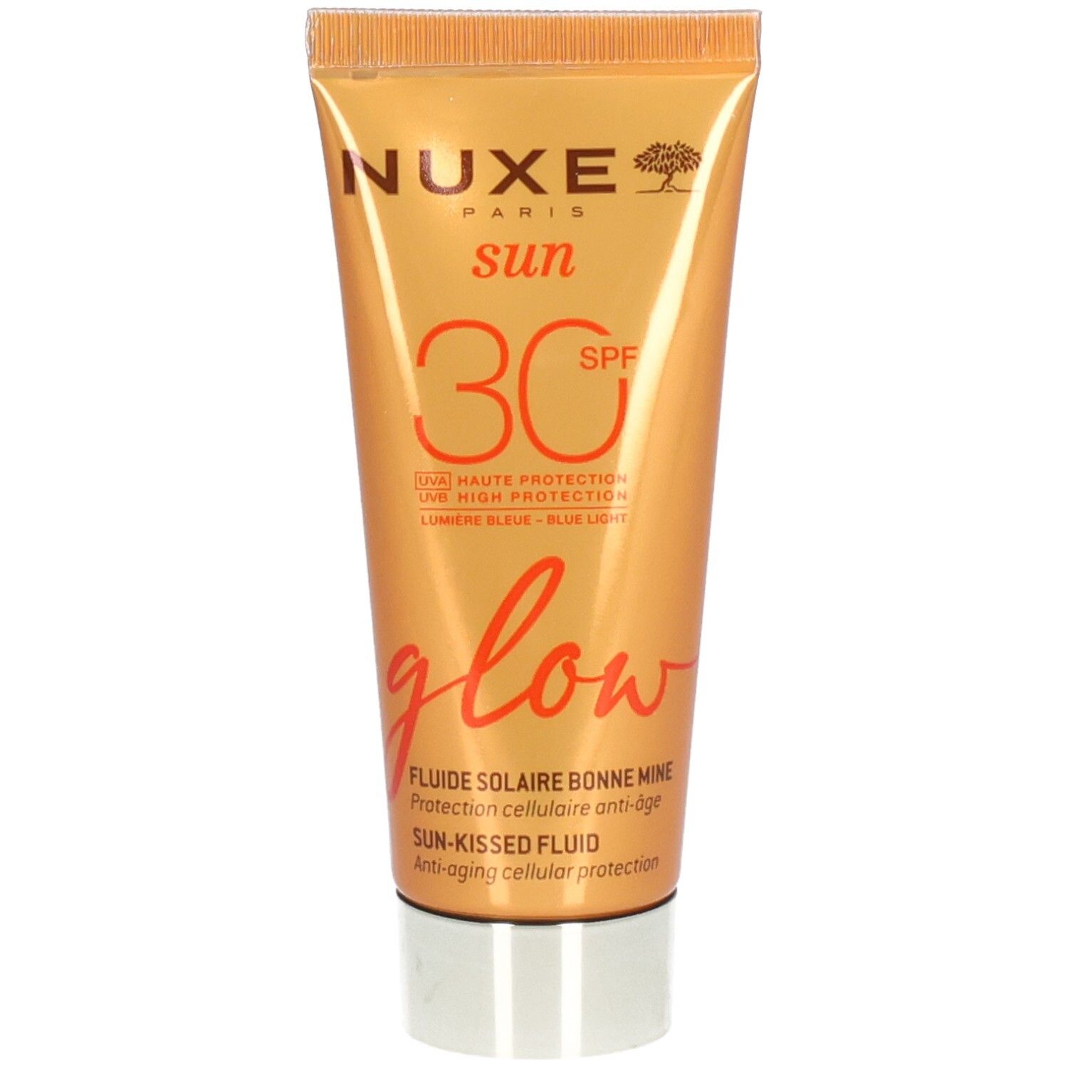 Sonnenfluid-Tube. Nuxe Sun, SPF 30, Glow. Orangefarbene Tube mit Produktinformationen. Sichtbare Schriftzüge.