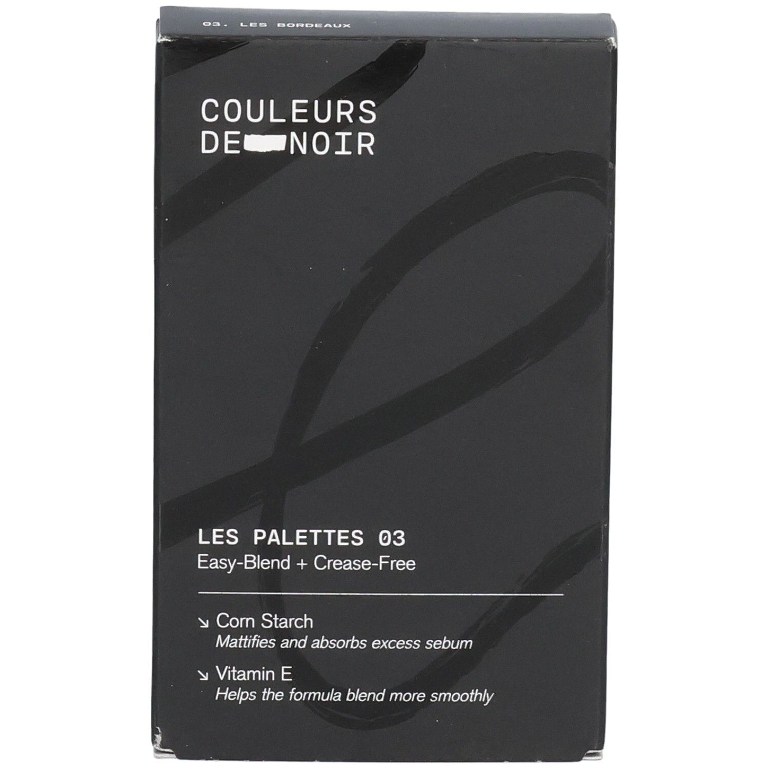 Verpackung der Lidschattenpalette 03 Les Bordeaux, mit den Vorteilen Easy-Blend und Crease-Free.