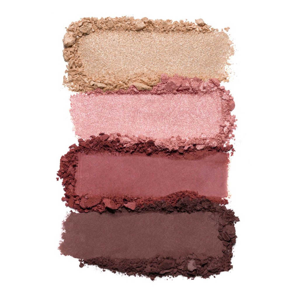 Quatre échantillons de fard à paupières de la palette 03 Les Bordeaux : beige, rose, rosé, rouge foncé.