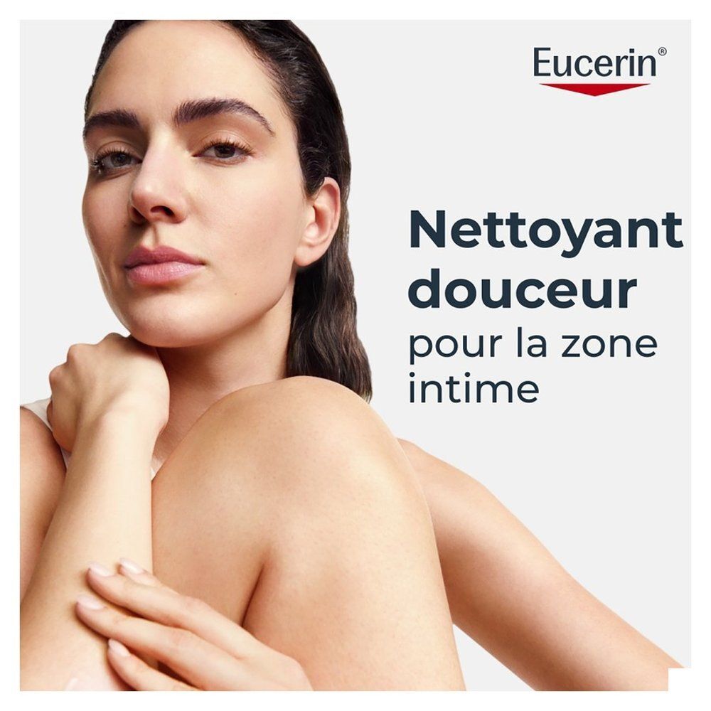 Frau mit Eucerin Intim Protect. 94% bestätigen: reinigt die Haut sanft.