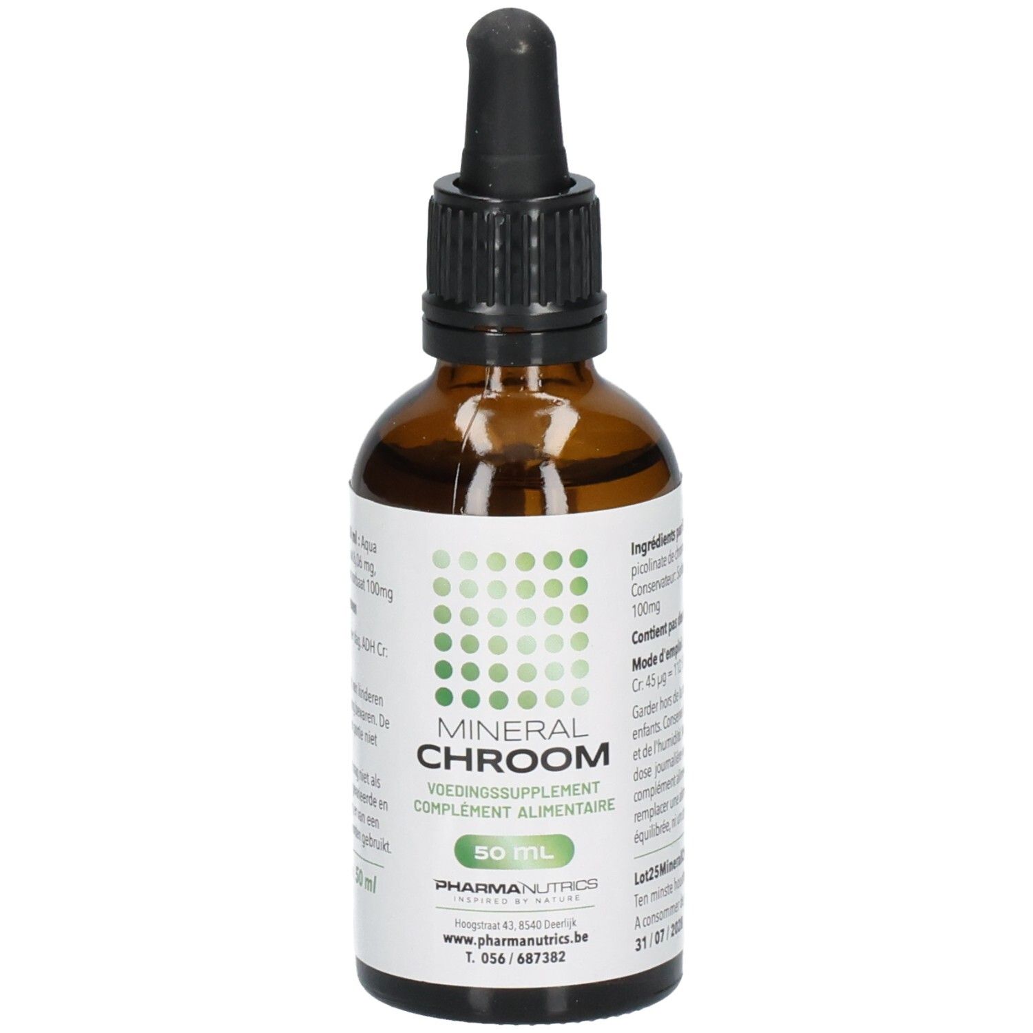 Braune Glasflasche mit schwarzem Verschluss und Pipette. Etikett mit Produktnamen MINERAL CHROOM und Marke PharmaNutrics. 50 ml. MHD.