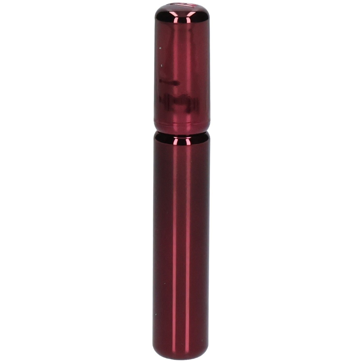 Dunkelrotes Clinique High Impact High-Fi Mascara-Fläschchen, leichte Seitenansicht.