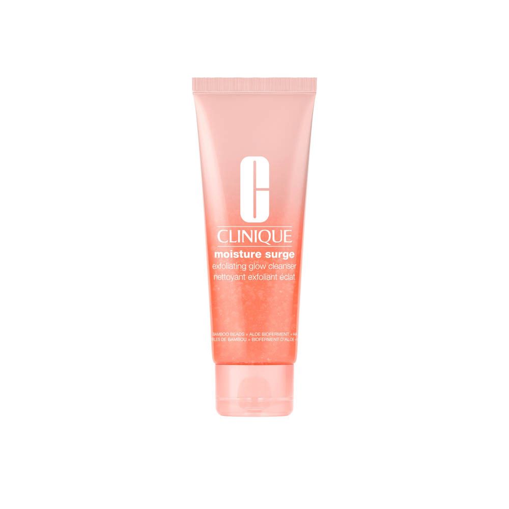 Clinique Moisture Surge Exfoliating Glow Cleanser in einer rosafarbenen Tube.