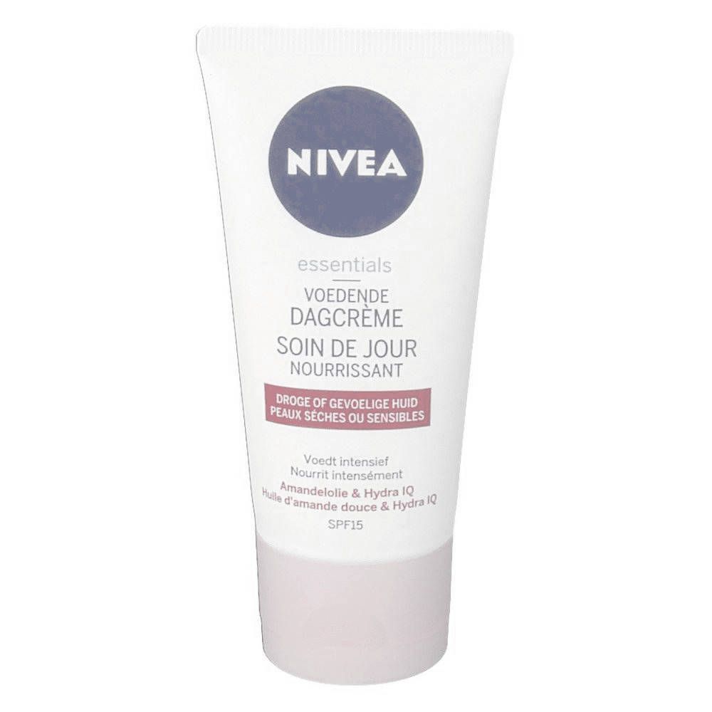 NIVEA Essentials Soin de Jour Nourrissant Peaux Sèches SPF15