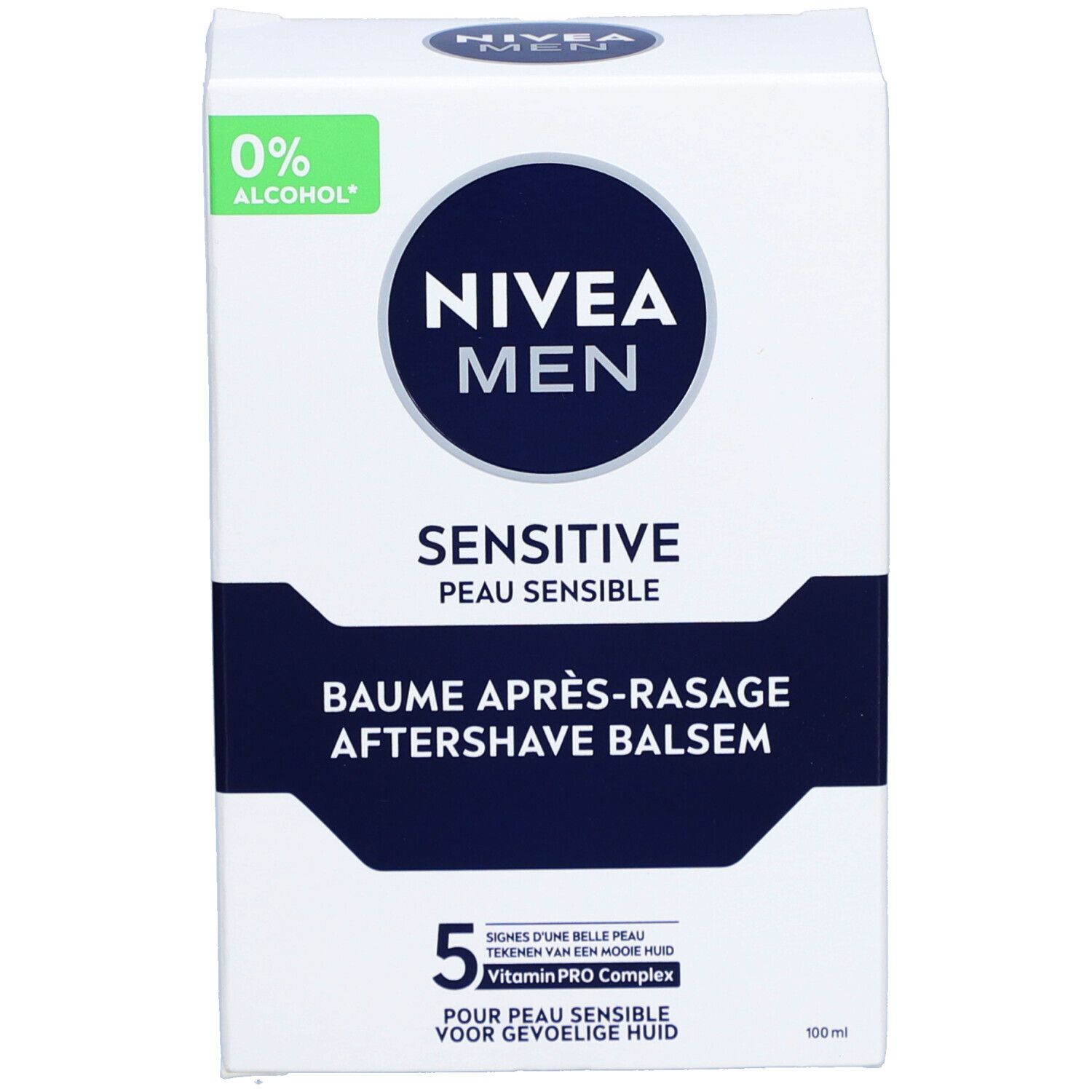 Verpackung. Weißer Karton mit Aufschrift NIVEA MEN, Sensitive, Peau Sensible, Aftershave/Après-Rasage.