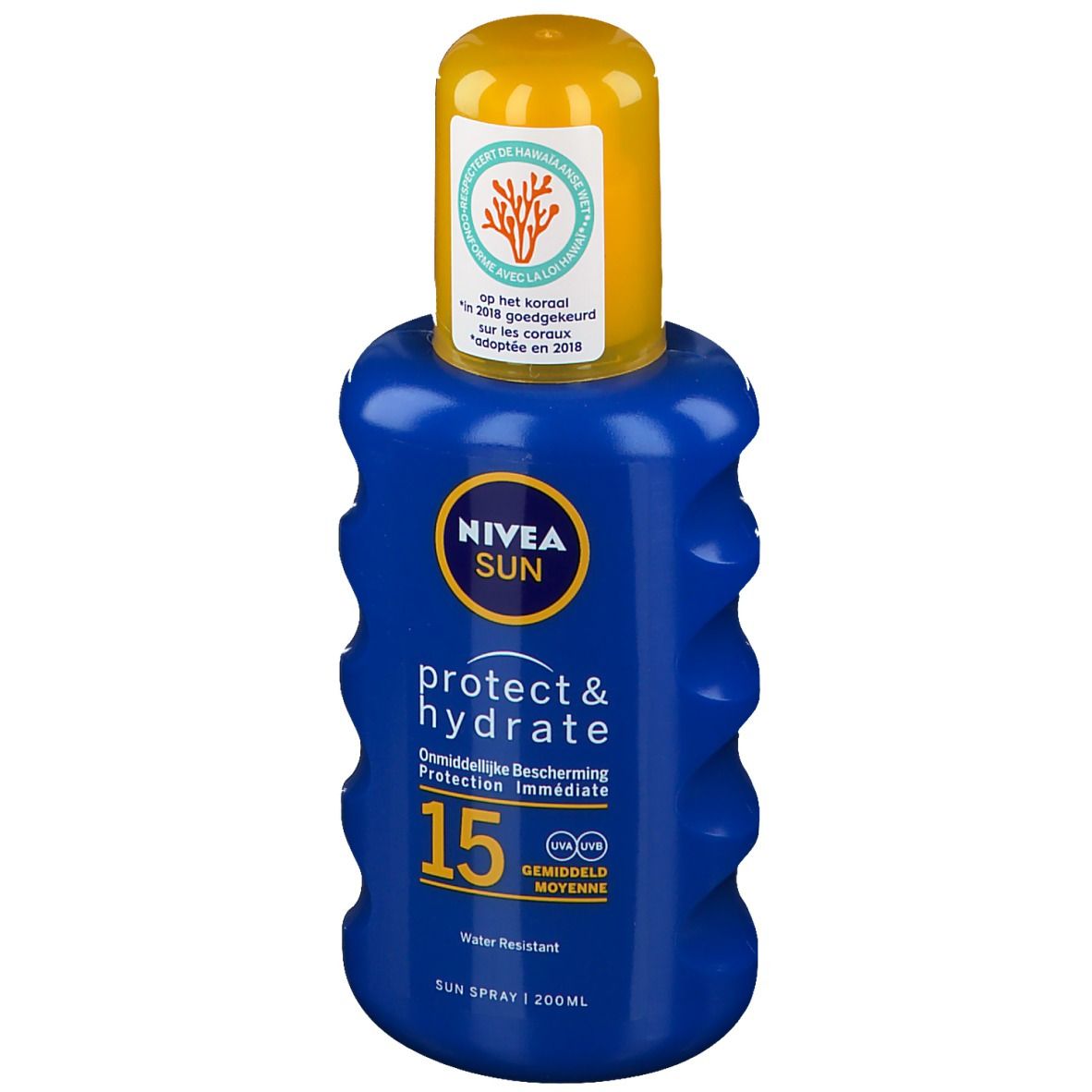 Blaue Sprühflasche mit gelbem Deckel. Aufschrift: NIVEA SUN protect & hydrate 15. Wasserfest. Mit Korallen-Logo.