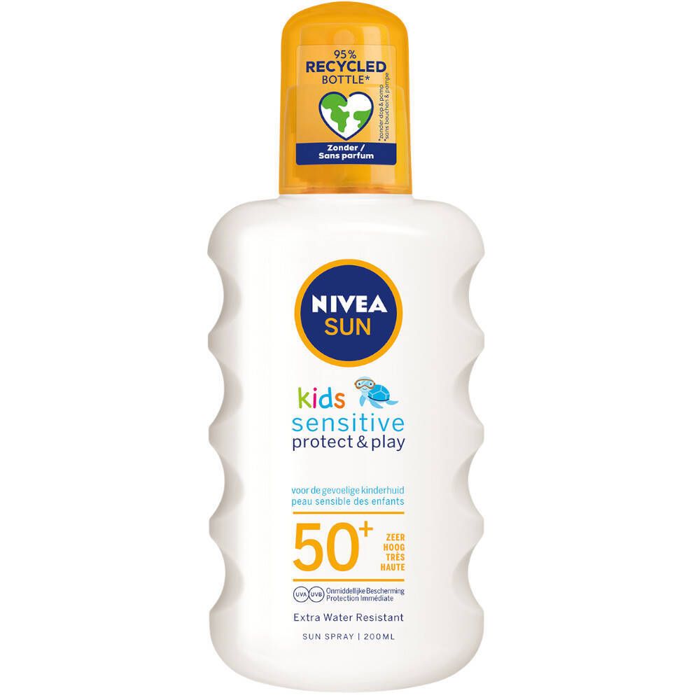 NIVEA® Sun Kids Sensitive Protect & Play Spray SPF50 +