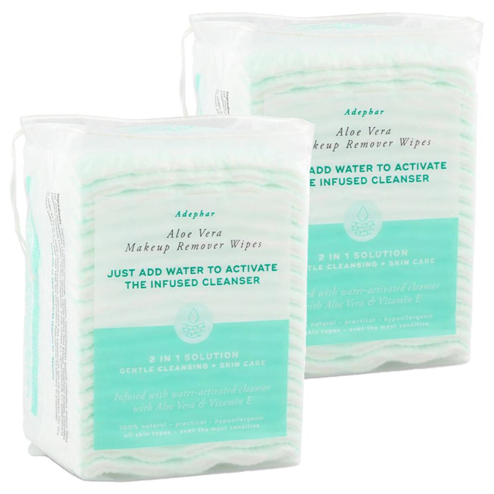 Zwei Packungen Adephar Aloe Vera Make-up-Entferner-Tücher. Weiße Tücher in transparenten Beuteln. Text: "Just add water to activate".