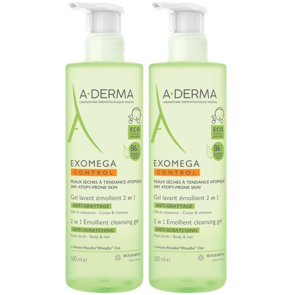 Zwei Flaschen A-DERMA Exomega Control Reinigungsgel. Grüne Flaschen mit weißem Pumpverschluss. Text: EXOMEGA CONTROL, 2in1.