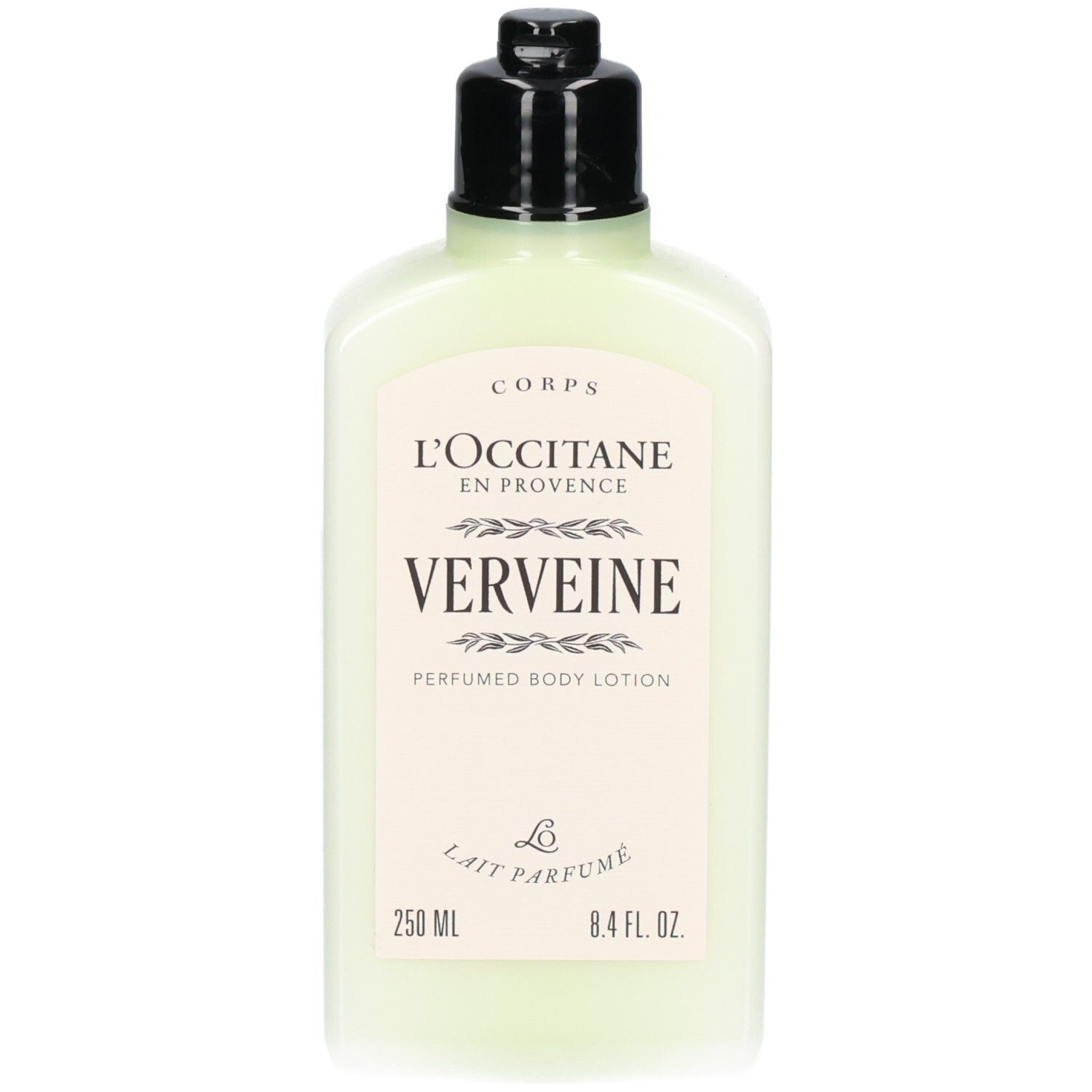 L'Occitane Verveine Körperlotion in einem hellgrünen Flakon mit schwarzem Pumpspender.