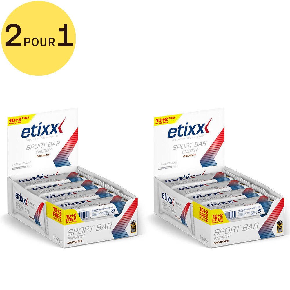 Deux présentoirs de barres énergétiques. Inscription: etixx Sport Bar, Energy, Chocolat. Avec magnésium. 10+2 gratuits. 2 pour 1.