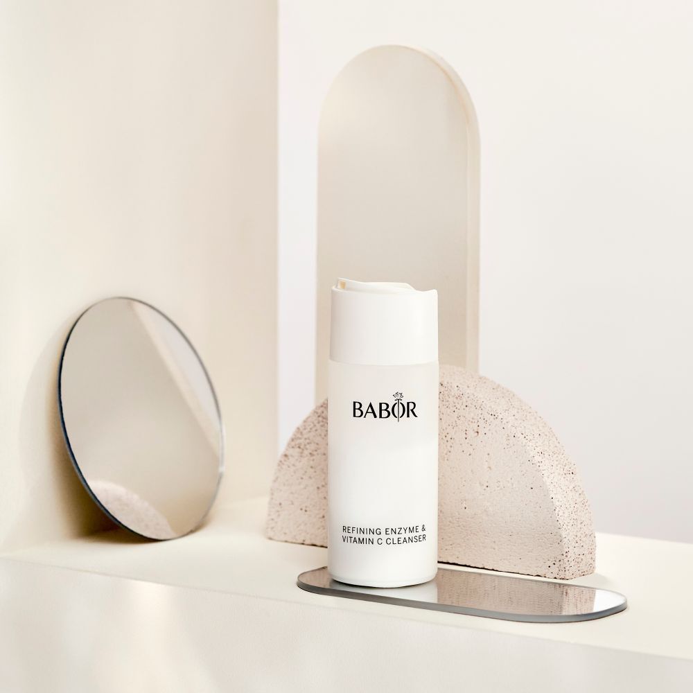 Flacon BABOR Refining Enzyme & Vitamin C Cleanser.
